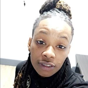 Meet your Posher, Cleonya